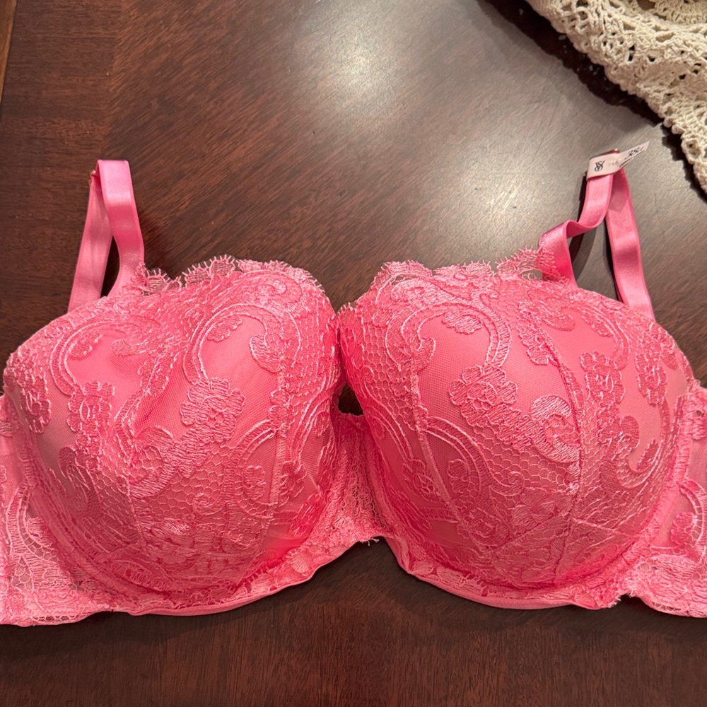 Victoria's Secret Vibrant Pink Lace Bra